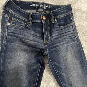 American Eagle AE Super Stretch SIZE 4